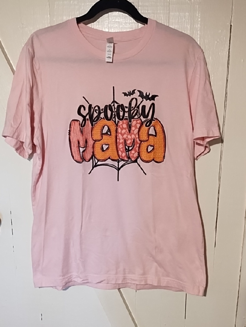 Bella Canvas Light Pink Spooky Graphic Tee Large NWOT.